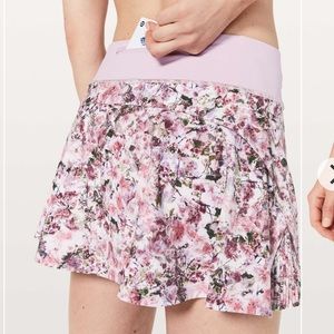 Lululemon Play Off The Pleats Skirt Blossom Spritz Multi / Pink Chalk size 8